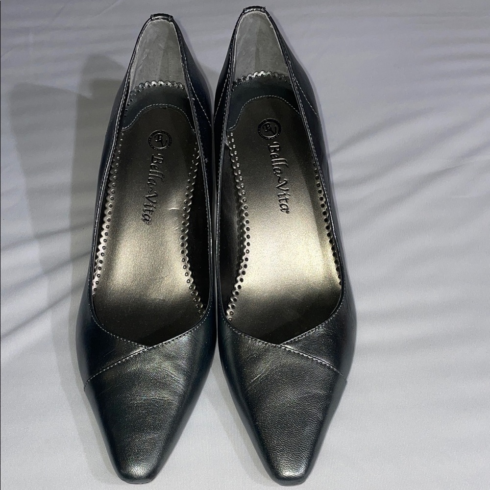 Bella Vita Platinum Silver Leather Heels
